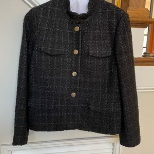 Beautiful Ann Taylor black tweed jacket.